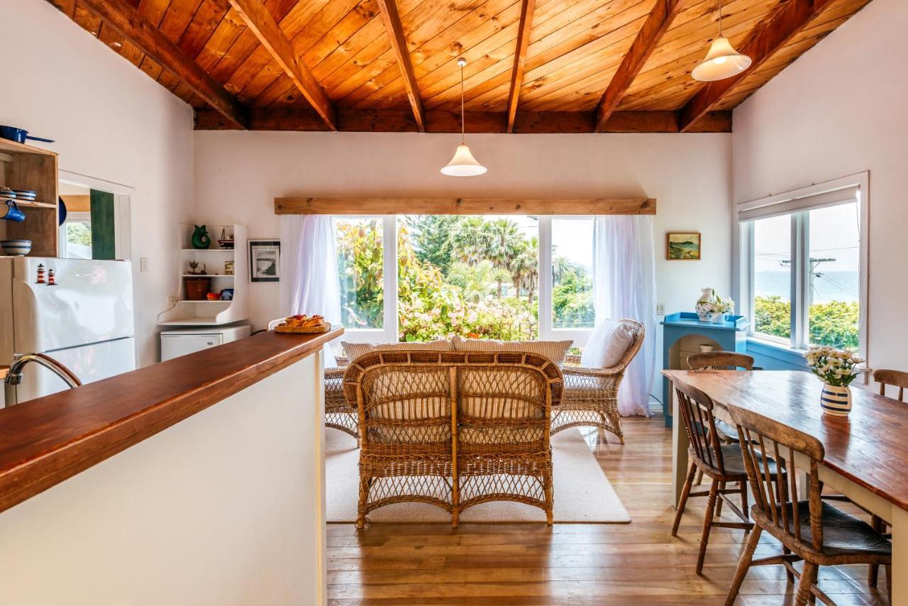 Sunshine Cottage By The Sea - Stay Waiheke Onetangi エクステリア 写真